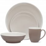 Noritake ColorTrio Clay 4-Piece Coupe Place Setting