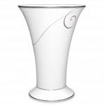 Noritake Platinum Wave 9″ Fluted Vase