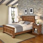Vintage Natural King Bed and Nightstands – Americana