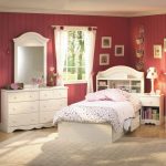 White Wash 4-Piece Twin Bedroom Set – Summer Breeze